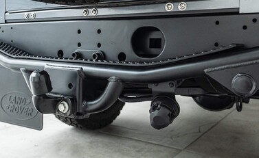Land Rover Defender 110 Works V8 70th Edition 28