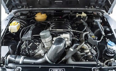 Land Rover Defender 110 Works V8 70th Edition 31