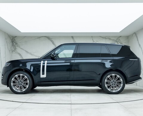 Land Rover Range Rover P530 Autobiography LWB