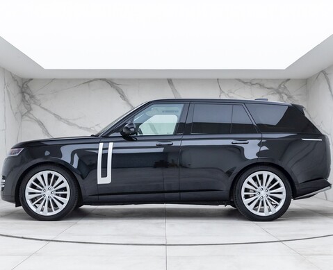 Land Rover Range Rover P530 First Edition