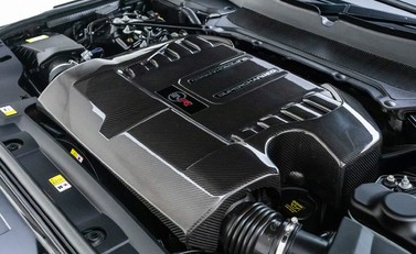 Land Rover Range Rover Sport 5.0 SVR Carbon Edition 35