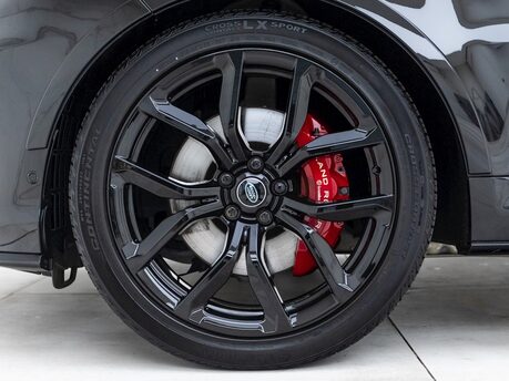 Land Rover Range Rover Sport 5.0 SVR Carbon Edition 