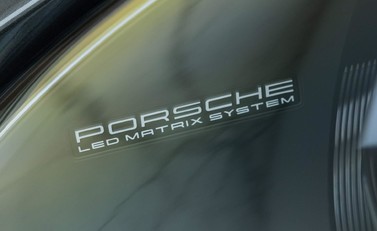 Porsche 911 Carrera GTS (992) 35