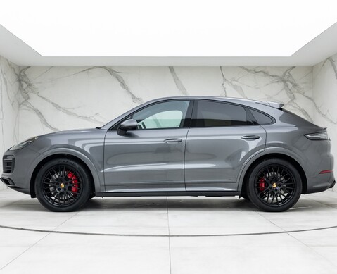 Porsche Cayenne GTS Coupé 