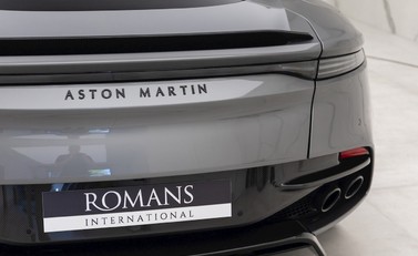 Aston Martin DBS Superleggera 20