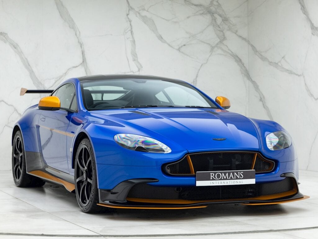 Aston Martin Vantage Gt8