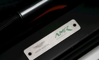 Aston Martin V12 Vantage AMR 20