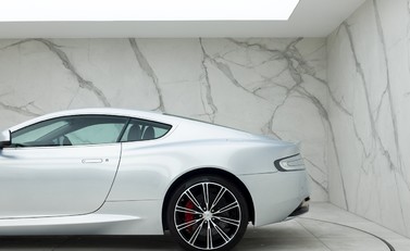 Aston Martin Virage 26