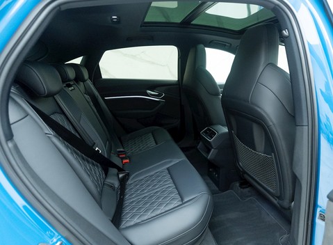 Audi E-Tron S Sportback 14