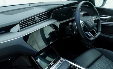 Audi E-Tron S Sportback 16