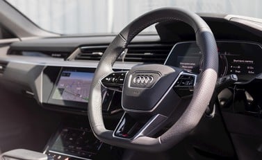 Audi E-Tron S 11