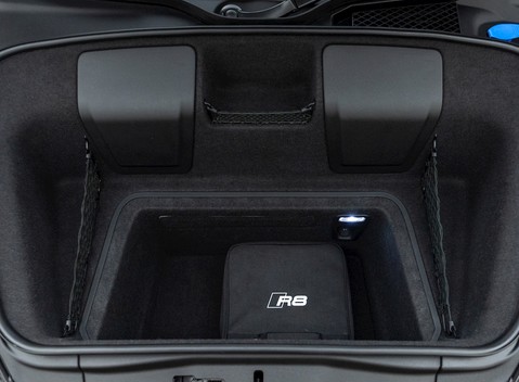 Audi R8 V10 Performance Carbon Black 29