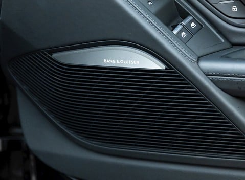 Audi R8 Spyder V10 Performance Carbon Black 21