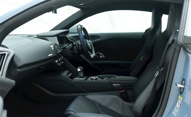 Audi R8 V10 Performance Quattro 12