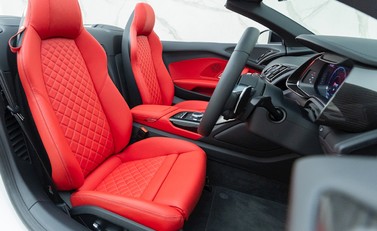 Audi R8 Spyder V10 Performance Quattro Edition 13