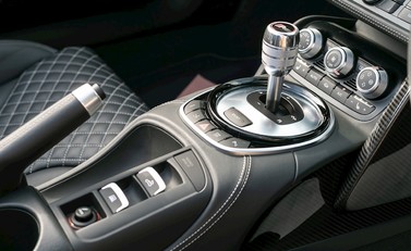 Audi R8 V10 Spyder 19