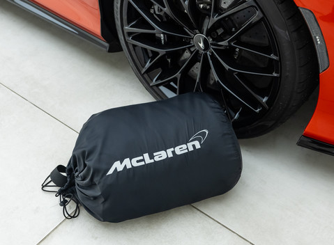 McLaren GT 38