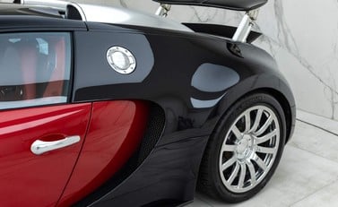 Bugatti Veyron 16.4 26