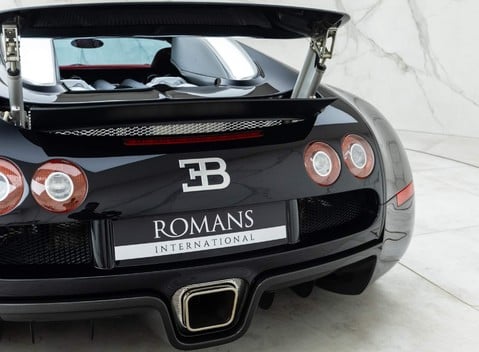 Bugatti Veyron 16.4 36