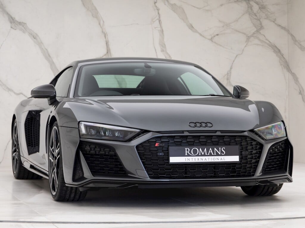 Used Audi R8 V10 Performance Carbon Black for sale | Daytona Grey