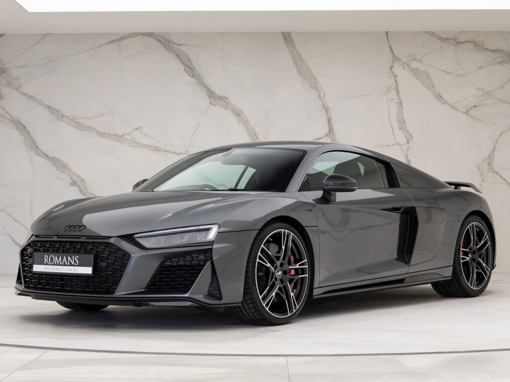 Used Audi R8 V10 Performance Carbon Black for sale | Daytona Grey