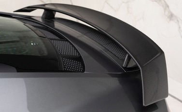 Audi R8 V10 Performance Carbon Black 26
