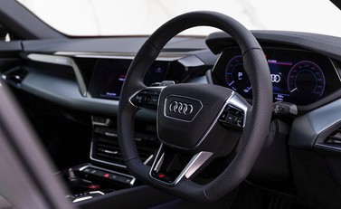 Audi RS E-Tron GT 9