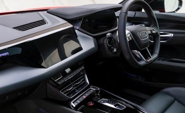 Audi RS E-Tron GT 16