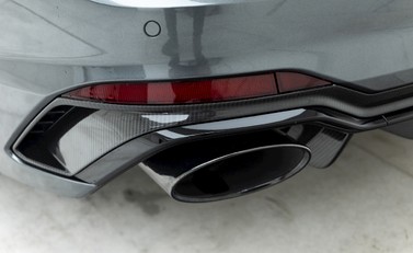 Audi RS4 Avant Carbon Black 30
