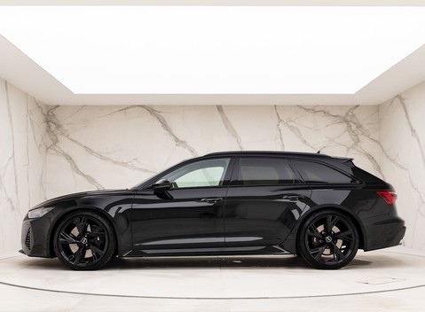 Audi RS6 Avant Carbon Black 2