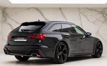Audi RS6 Avant Carbon Black 7