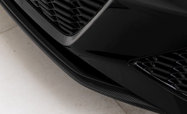 Audi RS6 Avant Carbon Black 25