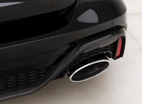 Audi RS6 Avant Carbon Black 28
