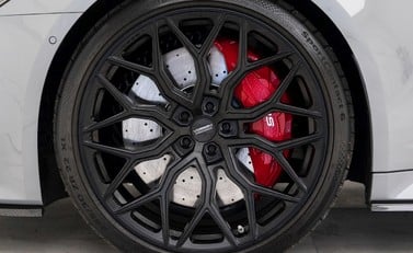 Audi RS6 Avant Carbon Black Urban 8