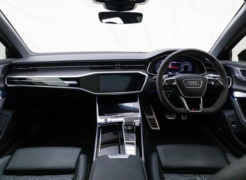 Audi RS6 Avant Carbon Black Urban 17