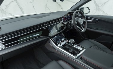 Audi RS Q8 Vorsprung 17
