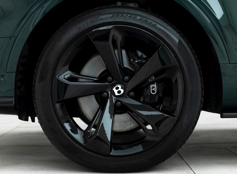Bentley Bentayga V8 First Edition 8