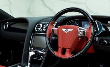 Bentley Continental GT V8 S Convertible 12