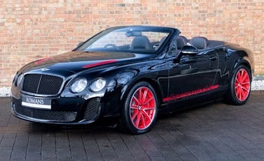Bentley Continental Supersports Convertible ISR 6
