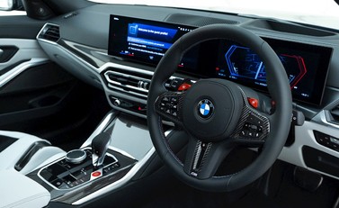 BMW M3 Competition XDrive Touring 9