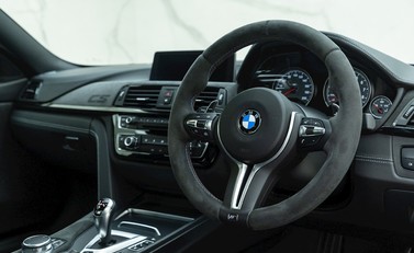 BMW M4 CS 9