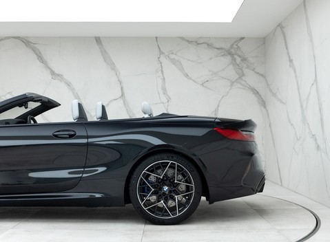 BMW M8 Competition Convertible 27