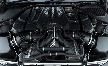BMW M8 Competition Convertible 28