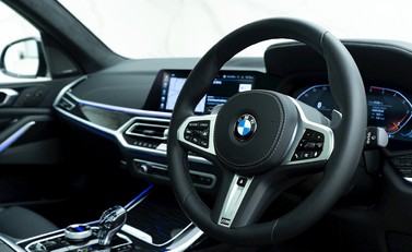 BMW X7 xDrive40d M Sport 9