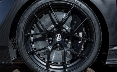 Bugatti Chiron Sport 'Noire Edition' 10