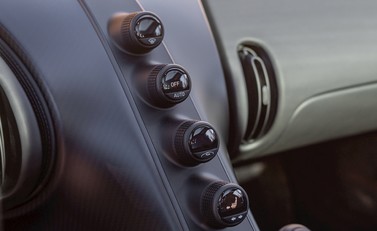 Bugatti Chiron Sport 'Noire Edition' 19