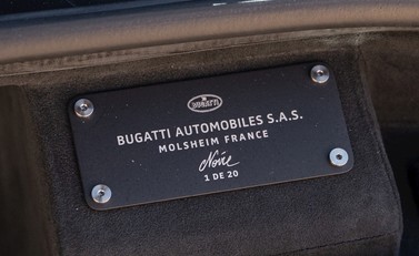 Bugatti Chiron Sport 'Noire Edition' 35