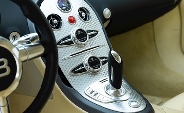 Bugatti Veyron 16.4 16