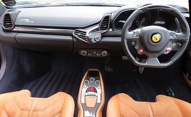 Ferrari 458 Italia 13