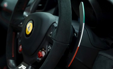 Ferrari 488 Pista Piloti 16